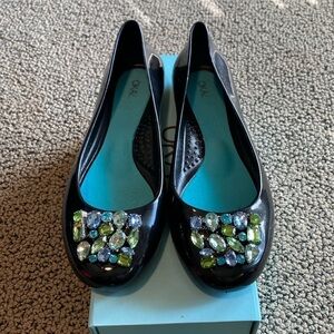 Oka B. Celine Ballet Shoe w/ Crystal Pendants Size 8 in EUC